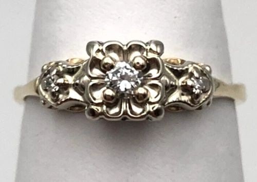 14K GOLD FLORAL STYLE GALLERY RING WITH 0.12CTS VS DIAMONDS (SIZE 8.25) 2.9 GRAM: 14K YELLOW GOLD UNDER GALLERY RING WITH 0.12CS DIAMONDS SIZE: 8.25 14k Yellow Gold under gallery Ring with 0.12cs Diamonds Size: 8.25 You are bidding on a 14k Yellow Gold under gallery Ring with 0.12c
