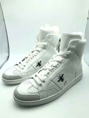 CHRISTIAN DIOR D-BEE LEATHER TRAINERS/SNEAKERS HIGH TOPS (SIZE: 37): CHRISTIAN DIOR D-BEE LEATHER TRAINERS/SNEAKERS HIGH TOPS (SIZE: 37) Christian Dior D-Bee Leather Trainers/Sneakers High Tops You are bidding on a Christian Dior D-Bee Leather Trainers/Sneakers High To