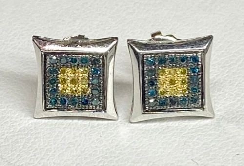 14K WHITE GOLD SQUARE EARRINGS WITH 0.25CTS OF BLUE & YELLOW DIAMONDS 1.4G: 14K WHITE GOLD EARRINGS WITH BLUE, YELLOW ROUND DIAMONDS 14k White Gold Earrings with Blue, Yellow Round Diamonds You are bidding on a pre-owned 14k White Gold Earrings with Blue, Yellow Round Diamond