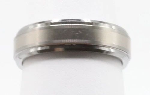 ARTCARVED TUNGSTEN CARBIDE AND 18K WHITE GOLD MEN'S BAND (SIZE 10.75) 7MM (1 of 2)