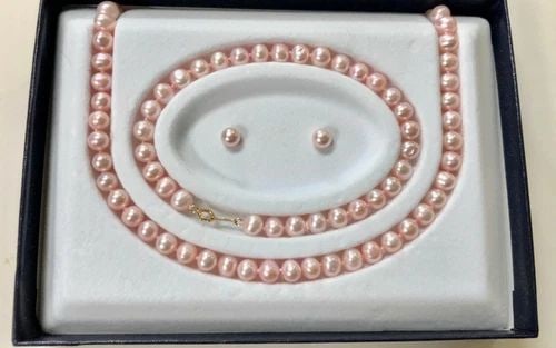 GENUINE FRESHWATER CULTURED PEARLS NECKLACE, BRACELET, EARRING SET 10K GOLD: GENUINE FRESHWATER CULTURED PEARLS NECKLACE, BRACELET, EARRING SET 10K GOLD Genuine Freshwater Cultured Pearls necklace, bracelet, earring set 10k gold You are bidding on a pre-owned Genuine Freshwate