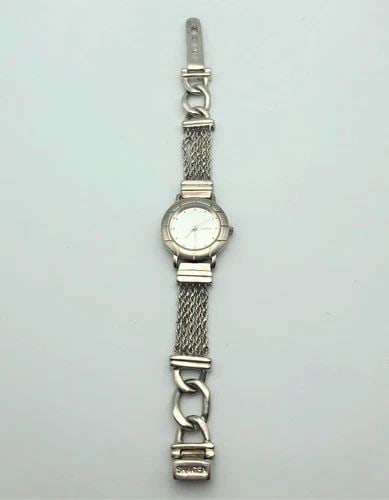 WOMAN'S SKAGEN STERLING SILVER WATCH WITH ROPE STYLE BAND 47.8 GRA: WOMAN'S SKAGEN STERLING SILVER WATCH WITH ROPE STYLE BAND Woman's Skagen Sterling Silver Watch with Rope Style Band You are bidding on a Woman's Skagen Sterling Silver Watch with Rope Style Band. The 