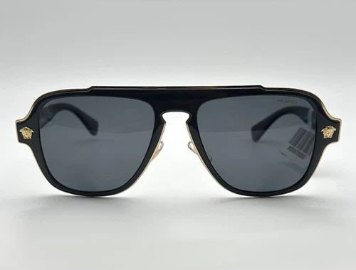VERSACE MAN SUNGLASSES BLACK FRAME, DARK GREY LENSES, 56MM DISPLAY MODEL (1 of 2)