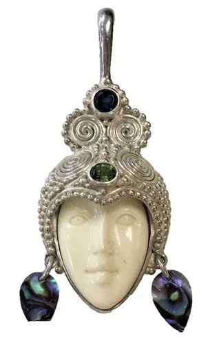 SAJEN STERLING SILVER FACE PENDANT WITH TINY SHELLS 20.1 GRAMS (1 of 2)