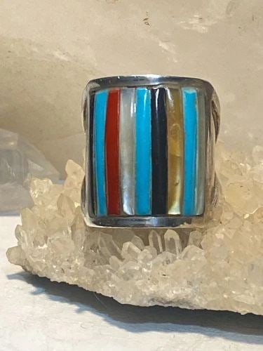 TURQUOISE RING SIZE 8.25 COBBLESTONE ONYX CORAL MOP SOUTHWEST STERLING SILVER WO: TURQUOISE RING SIZE 8.25 COBBLESTONE ONYX CORAL MOP SOUTHWEST STERLING SILVER WO Turquoise ring cobblestone onyx coral MOP southwest sterling silver women men Size 8.25 Weight 9.6g Length 7/8" Thinnes
