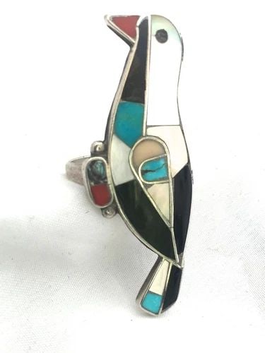 VINTAGE STERLING SILVER RING BIRD CORAL TURQUOISE MOP SIZE 8 SOUTHWEST TRIBAL: VINTAGE STERLING SILVER RING BIRD CORAL TURQUOISE MOP SIZE 8 SOUTHWEST TRIBAL Vintage Sterling Silver Ring Bird Coral Turquoise MOP Abalone Size 8 Weight 6.9g Length 2 1/32" Width 13/16" Free Fir