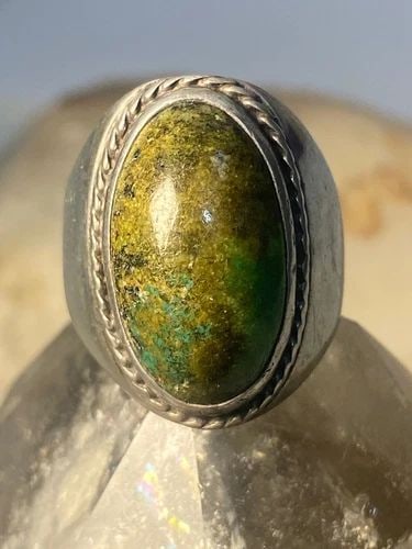 TURQUOISE RING SOUTHWEST LONG STERLING SILVER WOMEN GIRLS: TURQUOISE RING SOUTHWEST LONG STERLING SILVER WOMEN GIRLS Turquoise ring southwest long sterling silver women girls Size 8.50 Weight 14.9g Length. 1" Width 1/2" Band Width 3/16"