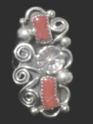 VINTAGE NAVAJO NATIVE AMERICAN LONG CORAL STERLING SILVER TRIBAL RING SIZE 9.50: VINTAGE NAVAJO NATIVE AMERICAN LONG CORAL STERLING SILVER TRIBAL RING SIZE 9.50 Vintage Navajo Native American Long Coral Sterling Silver Tribal Ring Size 9.50 Weight 9.9g Widest Pa