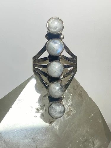 LONG MOONSTONE RING SOUTHWEST STERLING SILVER BAND WOMEN GIRLS: LONG MOONSTONE RING SOUTHWEST STERLING SILVER BAND WOMEN GIRLS long moonstone ring southwest sterling silver band women girls Size 7.75 Weight 7.6g Length 1 1/2" Width 1/4" Thinnest part of band 1/8"