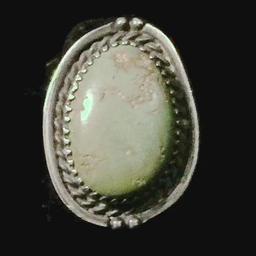 GREEN TURQUOISE RING VINTAGE SOUTHWEST TRIBAL BOHO STERLING SILVER SIZE 6 WOMEN (1 of 2)
