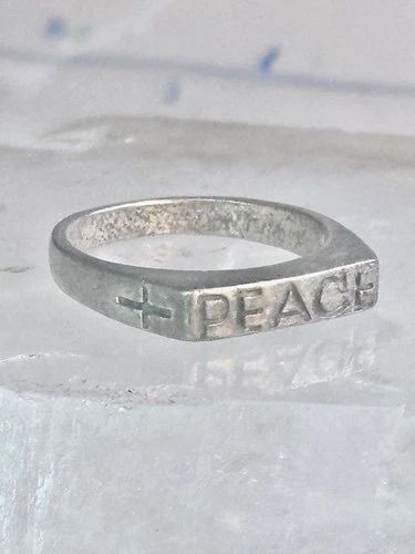 PEACE RING CROSS BAND SIZE 6.75 STERLING SILVER WOMEN MEN: PEACE RING CROSS BAND SIZE 6.75 STERLING SILVER WOMEN MEN Peace Ring Cross band size 6.75 sterling silver women men Size 6.75 Weight 3.1g Width 5/32" Thinnest part of band 1/8"