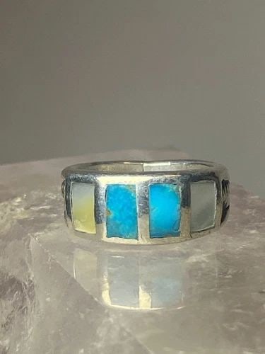 TURQUOISE RING MOTHER OF PEARL MOP BAND PINKY SOUTHWEST STERLING SILVER WOMEN GI: TURQUOISE RING MOTHER OF PEARL MOP BAND PINKY SOUTHWEST STERLING SILVER WOMEN GI Turquoise ring mother of pearl MOP pinky band southwest sterling silver women girls Size 5.25 Weight 6.4g Widest part .