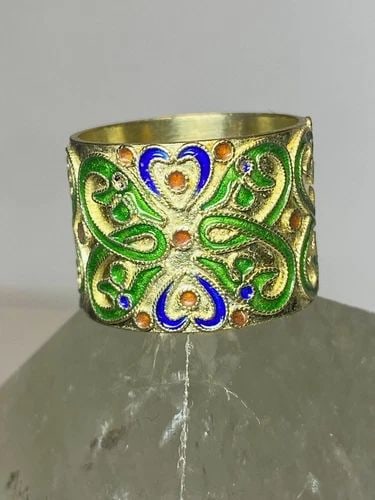 FLORAL RING GEOMETRIC STERLING SILVER BOHO WOMEN GIRLS: FLORAL RING GEOMETRIC STERLING SILVER BOHO WOMEN GIRLS Floral ring geometric sterling silver boho women girls some unknown type of goldish overlay on sterling silver Size 5 Between a size 5 and a size