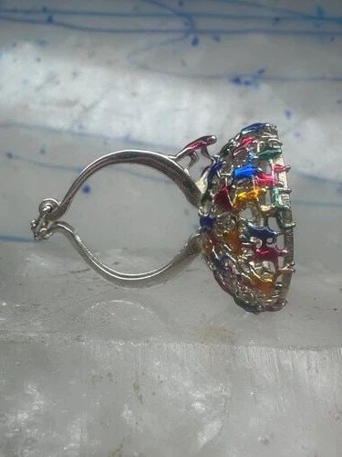 FIGURATIVE RING PEOPLE CLIMBING HELPING SIZE 7.25 STERLING SILVER WOMEN AS IS: Figurative ring people climbing helping size 7.25 sterling silver women AS IS See detail where there is a missing arm Size 7.25 Weight 10.3g Width. 1 1/8" Thinnest part of band 1/8"