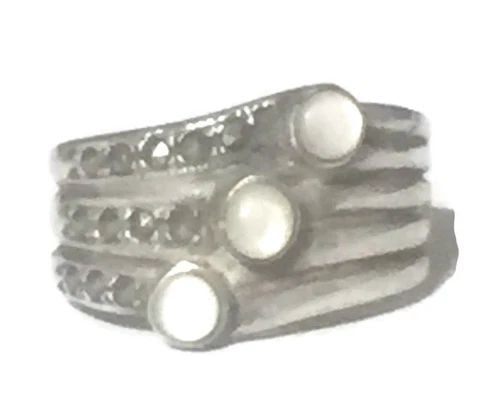 VINTAGE MARCASITE MOTHER OF PEARL MOP RING OR THUMB BAND SIZE 6.5: VINTAGE MARCASITE MOTHER OF PEARL MOP RING OR THUMB BAND SIZE 6.5 Vintage Marcasite MOP Mother of Pearl Band or Ring Size 6.25 Between a Size 6.25 and a Size 6.50 Weight 5g
