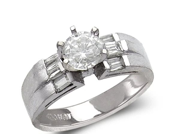 NEW 14K WHITE GOLD LADIES FASHION WHITE SOLITAIRE RING (1 of 2)