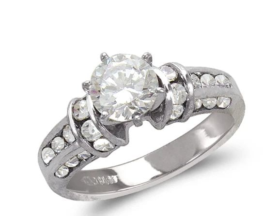NEW 14K WHITE GOLD LADIES FASHION WHITE SOLITAIRE RING (1 of 2)