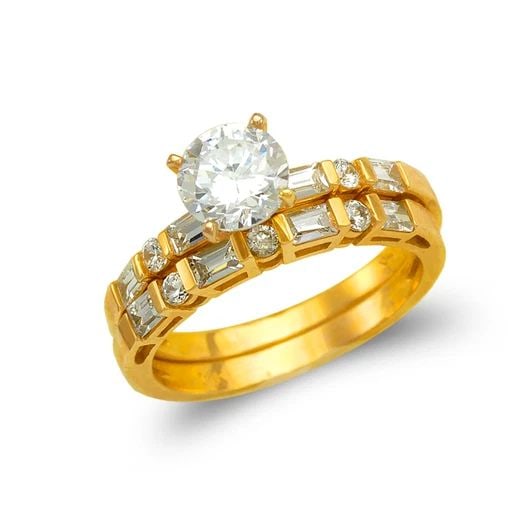 NEW 14K YELLOW GOLD LADIES FANCY PRINCESS CUT SOLITAIRE RING: NEW 14K YELLOW GOLD LADIES FANCY PRINCESS CUT SOLITAIRE RING LADIES FANCY PRINCESS CUT SOLITAIRE RING NEW 14K YELLOW GOLD Apx. SIZE: 2mm Apx. WEIGHT: 4.9g