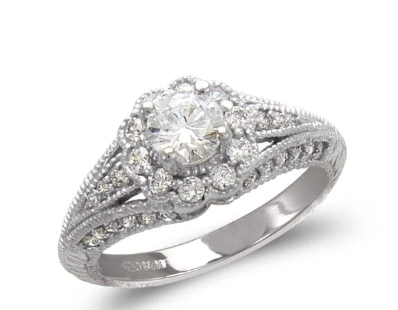 NEW 14K WHITE GOLD LADIES FASHION WHITE SOLITAIRE RING: NEW 14K WHITE GOLD LADIES FASHION WHITE SOLITAIRE RING LADIES FASHION WHITE SOLITAIRE RING NEW 14K WHITE GOLD Apx. WIDTH: 9mm Apx. WEIGHT: 4.4g