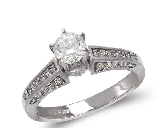 NEW 14K WHITE GOLD LADIES FASHION WHITE SOLITAIRE RING: NEW 14K WHITE GOLD LADIES FASHION WHITE SOLITAIRE RING LADIES FASHION WHITE SOLITAIRE RING NEW 14K WHITE GOLD Apx. WIDTH: 5mm Apx. WEIGHT: 4.3g