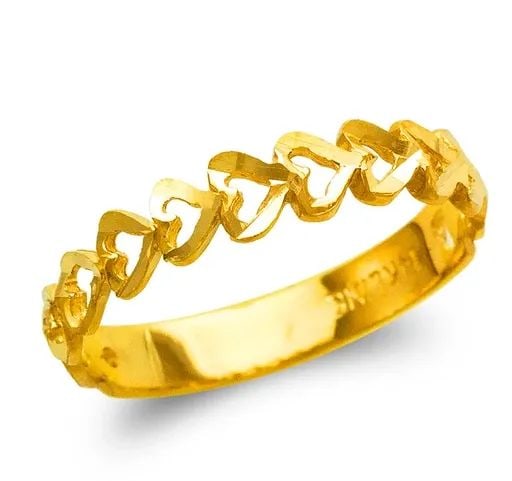 NEW 14K YELLOW GOLD LADIES DIAMOND CUT HEART DESIGN RING: NEW 14K YELLOW GOLD LADIES DIAMOND CUT HEART DESIGN RING LADIES DIAMOND CUT HEART DESIGN RING NEW 14K YELLOW GOLD SIZE Apx: 4mm WEIGHT: 1.5g