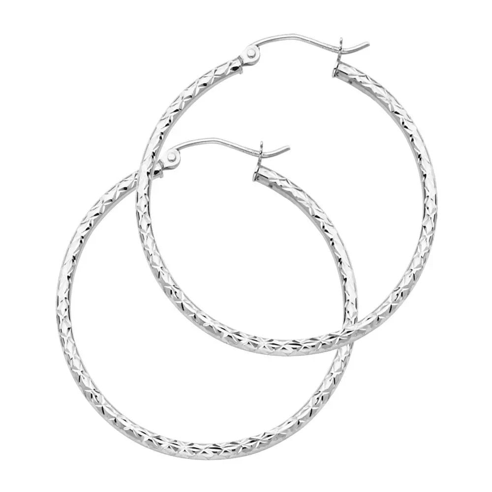 NEW 14K WHITE GOLD SILK DC 1.5MM ROUND TUBE HOOP EARRINGS (25MM): NEW 14K WHITE GOLD SILK DC 1.5MM ROUND TUBE HOOP EARRINGS (25MM) SILK DC 1.5MM ROUND TUBE HOOP EARRINGS (25MM) NEW 14K WHITE GOLD Height : 25 mm Width : 25 mm Weight : 1g
