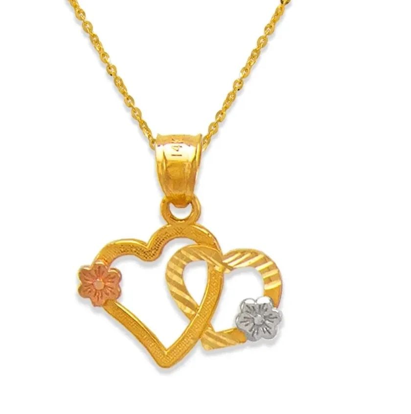 NEW 14K TRICOLOR GOLD TWO HEARTS AND FLOWERS PENDANT: NEW 14K TRICOLOR GOLD TWO HEARTS AND FLOWERS PENDANT TWO HEARTS AND FLOWERS PENDANT NEW 14K TRICOLOR GOLD Apx. WIDTH: 17x12mm Apx WEIGHT: 1.0g