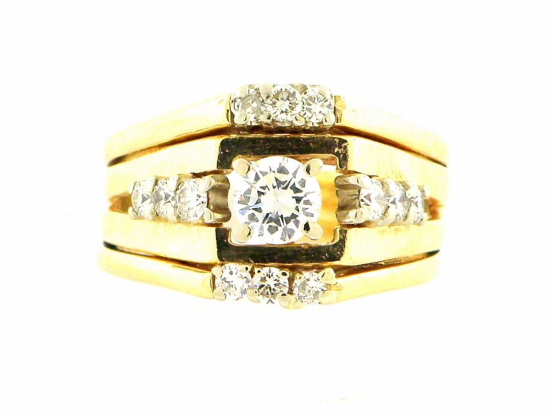 VINTAGE 14K YELLOW GOLD DIAMOND ENGAGEMENT RING: Diamond RingConditionVintage, pre-ownedMaterial14K Yellow goldStonesDiamonds H SIStone Weight0.80ct tw apxSize7 Weight7g