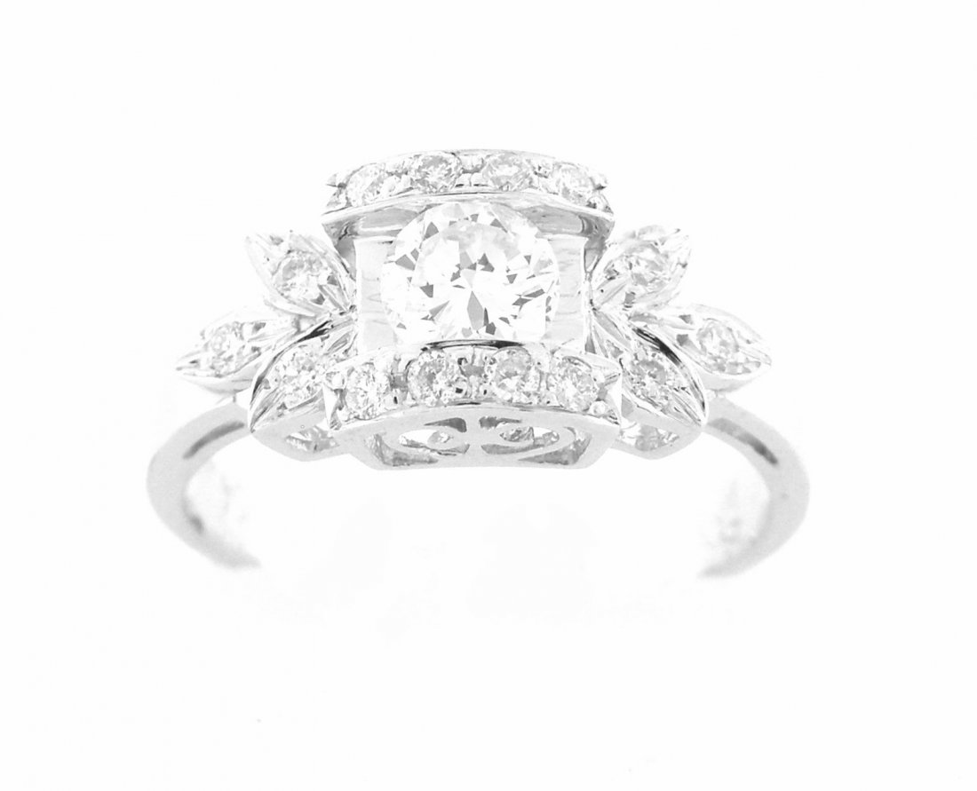 14K WHITE GOLD DIAMOND LADIES SOLITAIRE ENGAGEMENT RING: Diamond Engagement RingConditionNewMaterial14k White goldStonesDiamonds H SI1Stone Weight0.52ct tw Size6 (we can re-size for a small fee, please contact us)Weight2.6g