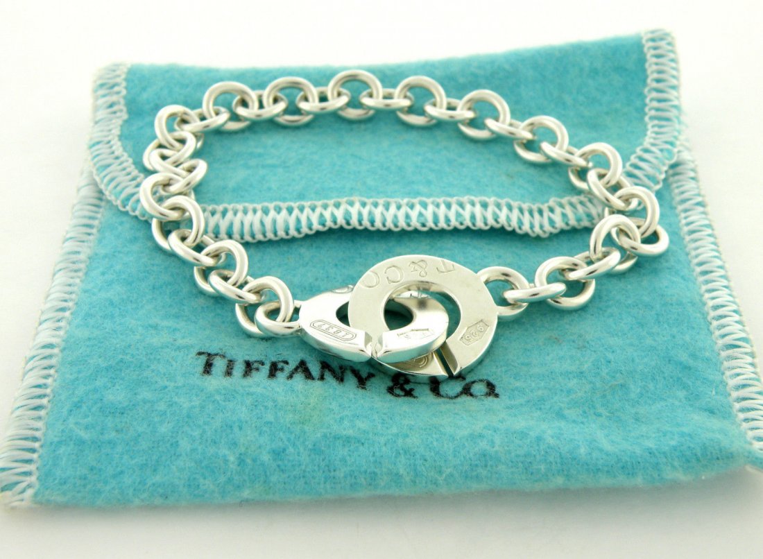 TIFFANY & Co. STERLING SILVER 1837 CIRCLE LINK BRACELET (1 of 2)