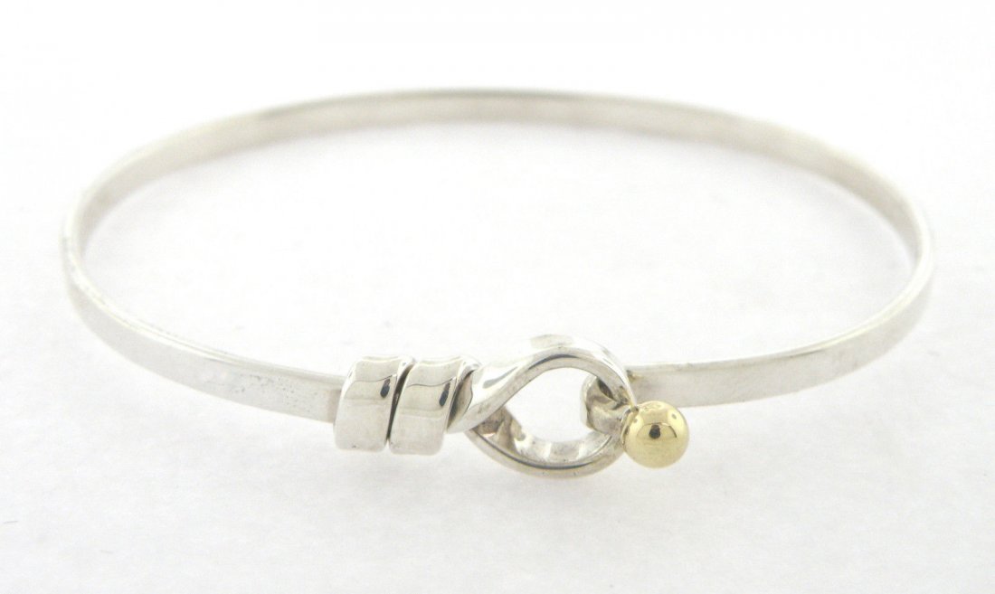 TIFFANY & Co. STERLING SILVER 18k GOLD HOOK EYE BANGLE (1 of 2)
