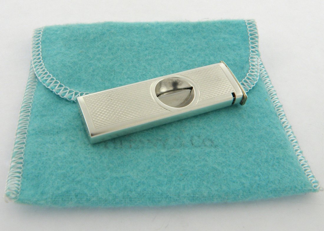 AUTHENTIC TIFFANY & Co. STERLING SILVER CIGAR CUTTER