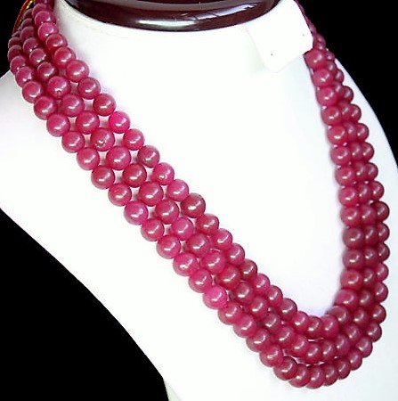 EARTH MINED RED RUBY 3 STRAND ROUND SHAPE BEADS (1 of 1)