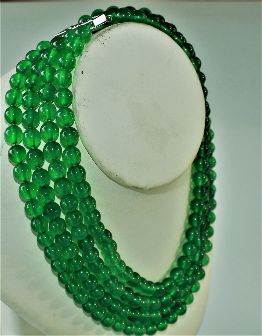 four strands NATURAL GREEN JADE ROUND BEADS NECKLACE (1 of 2)