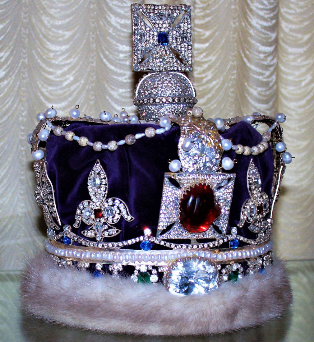 one of four made replica of Queen Victoria Crown