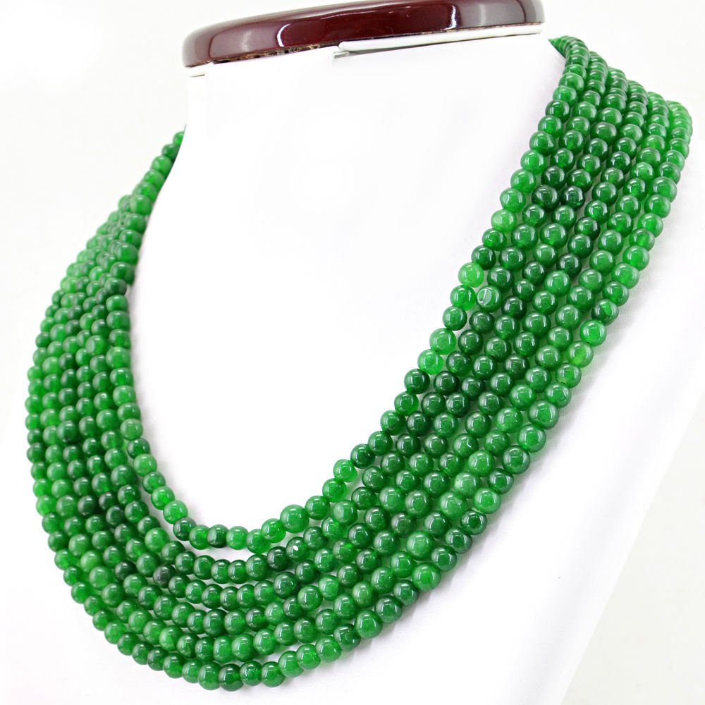 EARTH MINED 6 STRAND ROUND SHAPE RICH GREEN EMERALD (1 of 1)