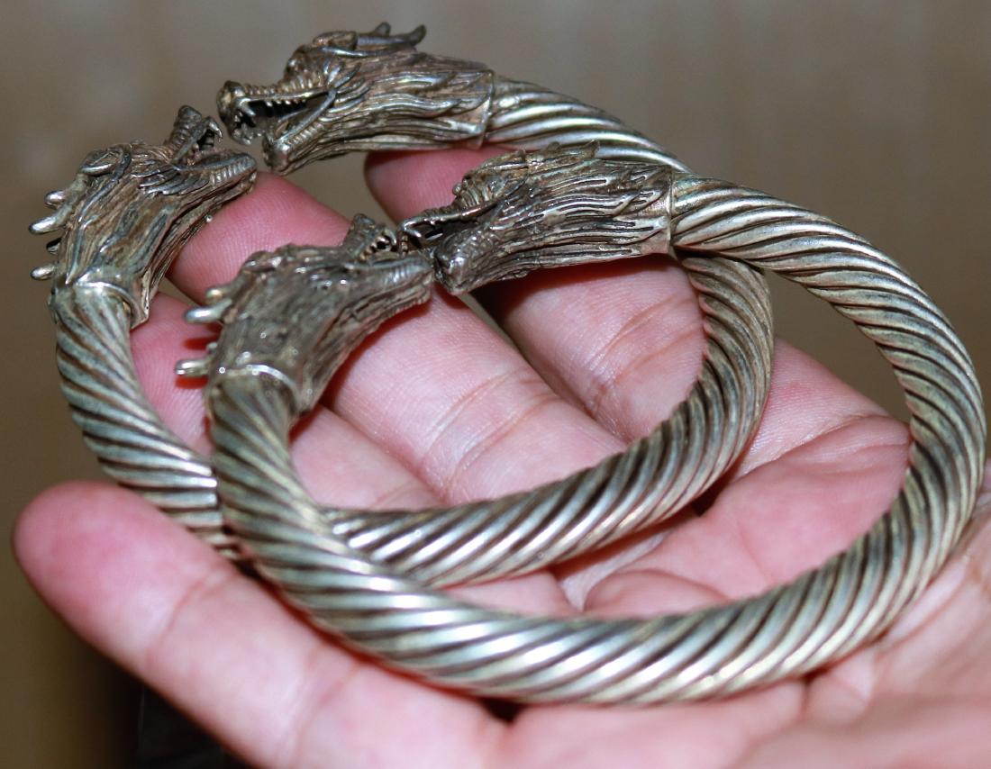 pair Chinese handmade old Tibetan silver bracelet (1 of 2)