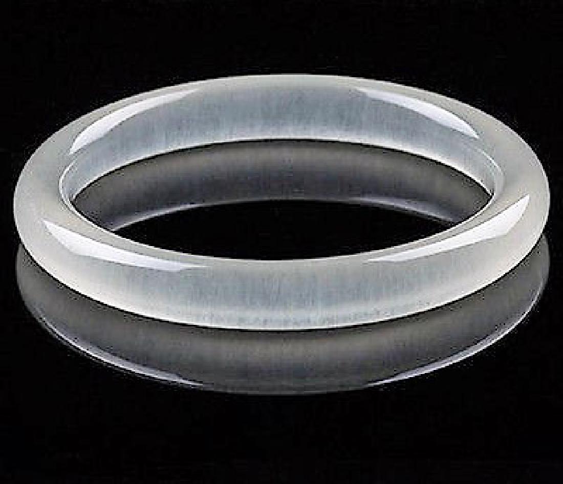 Delicate 100% natural jadeite jade jade bracelet (1 of 3)