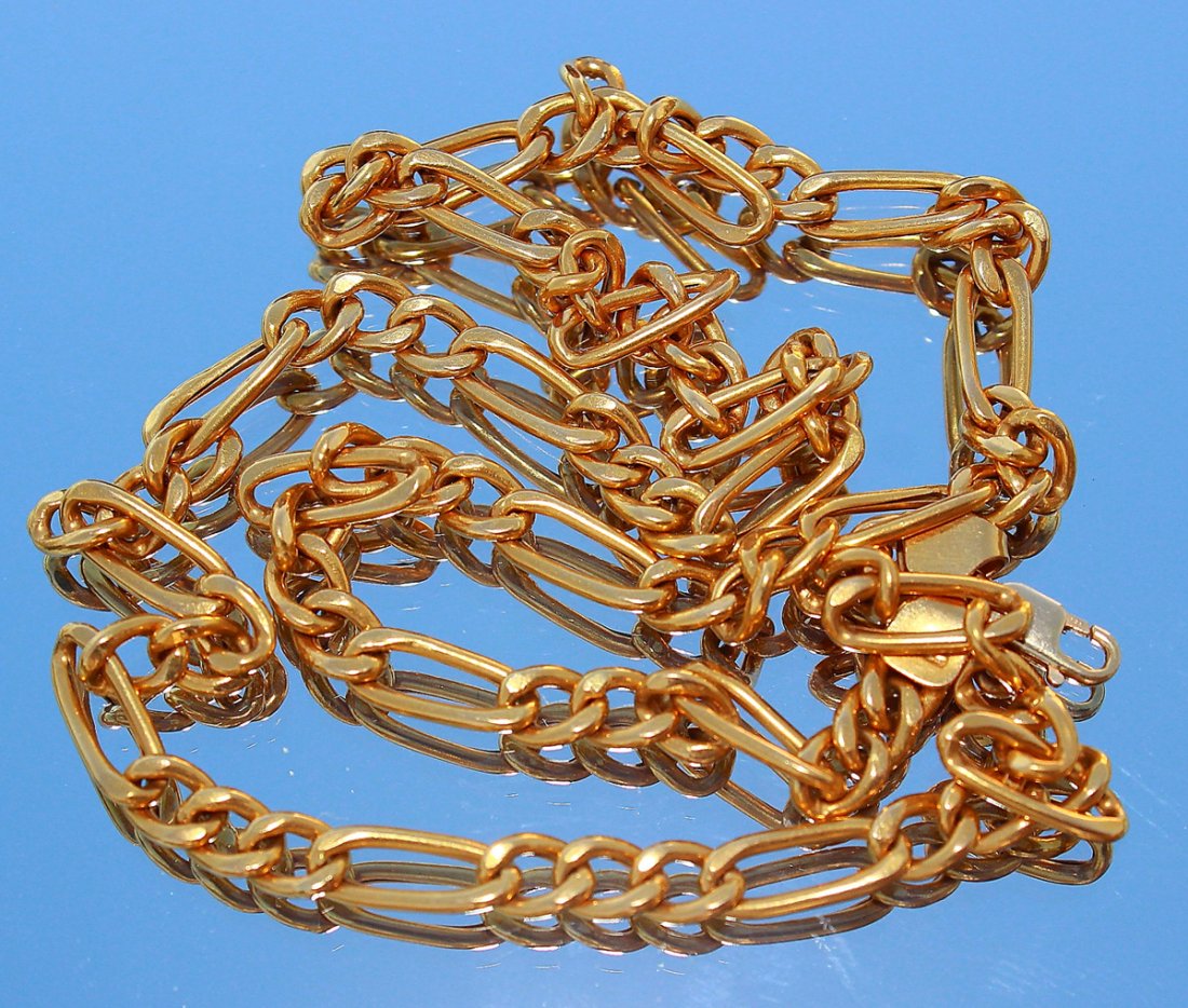 22K Gold Chainlink Necklace (1 of 2)