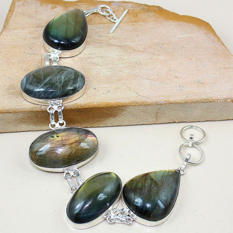 Labradorite Silver Bracelet: Measures 7-8" in length