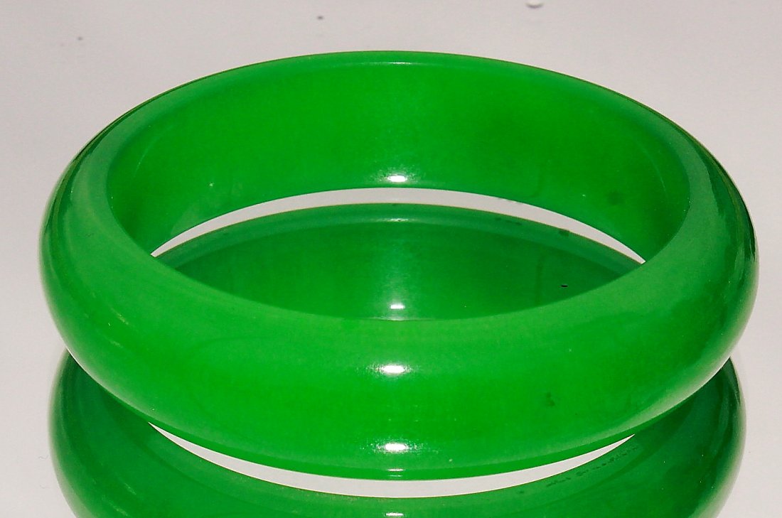Natural Jade Jadeite Bangle Bracelet (1 of 1)