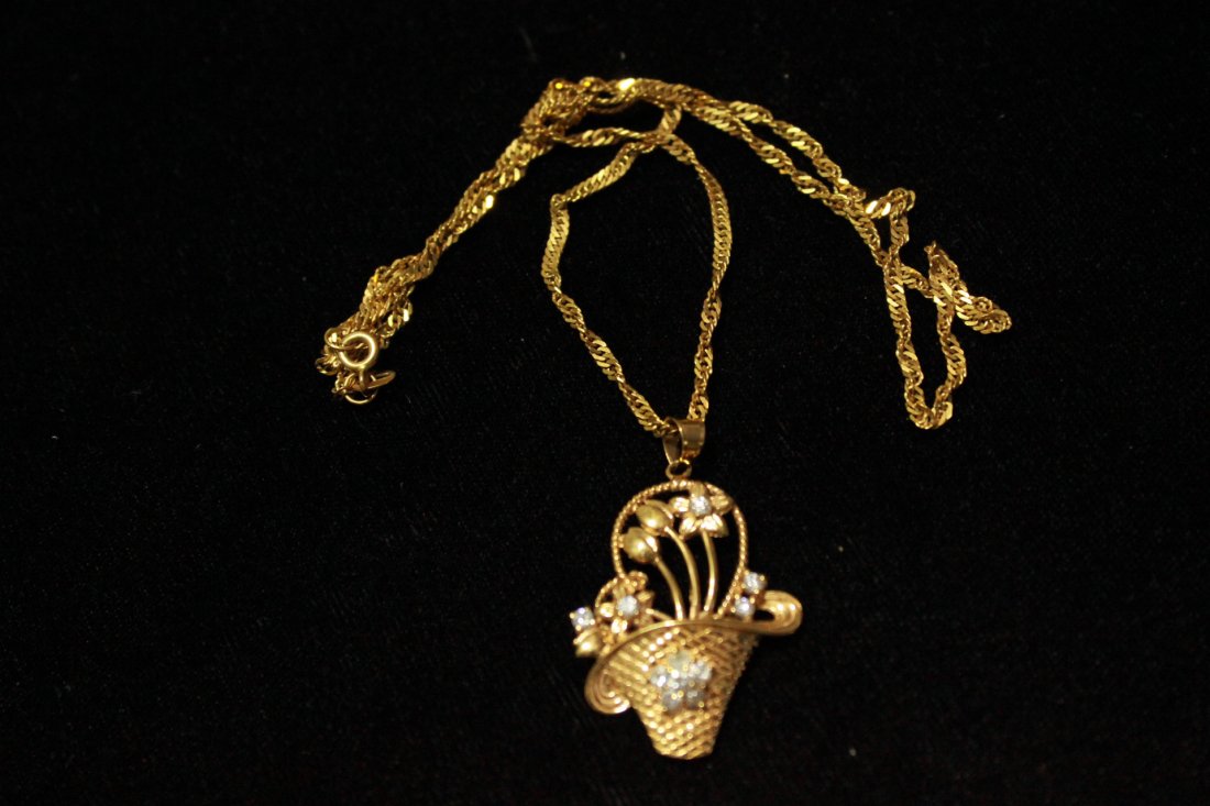 22K Solid Gold Necklace (1 of 2)
