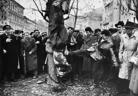 MARIO DE BIASI - Budapest, 1956: Budapest, 1956 Vintage gelatin silver print 27,4 x 39,5 cm Photographer's credit stamp on the verso This lot is sold subject to Artists Resale Rights