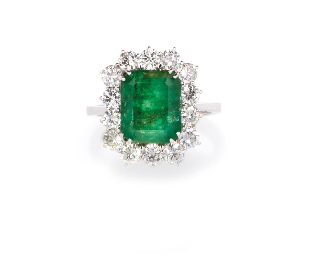 WHITE GOLD, EMERALD AND DIAMONDS RING, CIRCA 1970 (1 of 1)