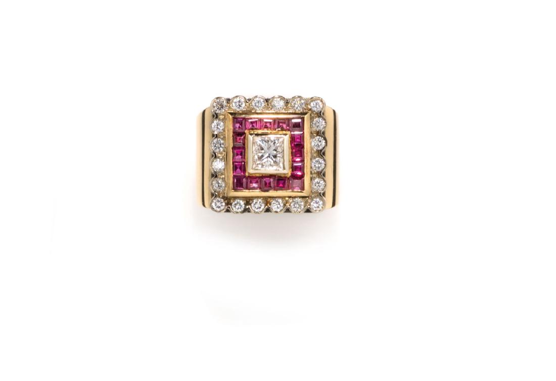 YELLOW GOLD,DIAMONDS AND RUBIES RING (1 of 1)