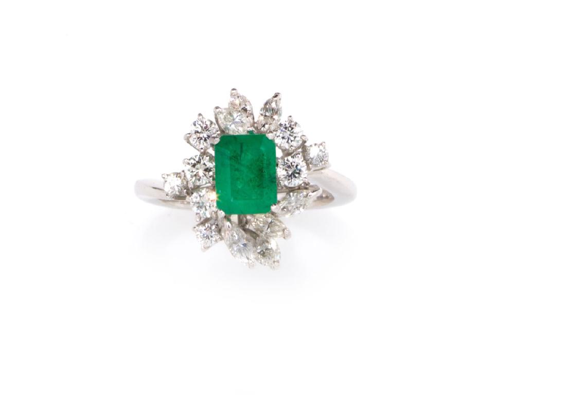 WHITE GOLD, EMERALD AND DIAMONDS RING, CIRCA 1970 (1 of 1)