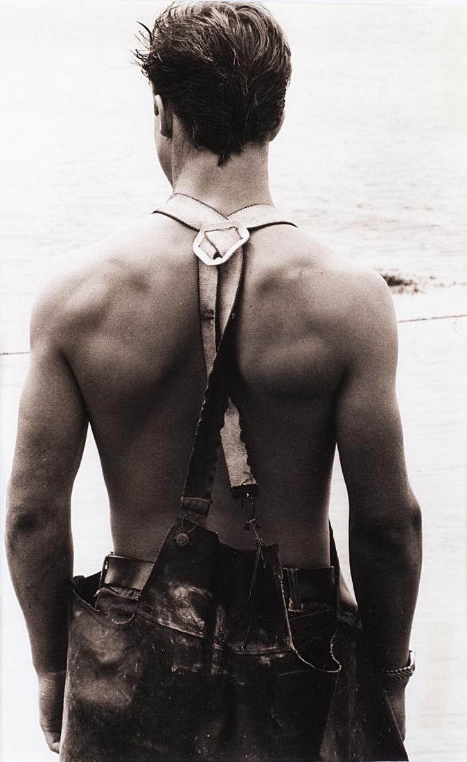Bruce Weber - Jonh Clammer, Martha's Vineyard: Vintage gelatin silver print cm 35,5 x 27,7 ( cm 33 x 22,5 immagine) Photographer's credit stamp on the verso