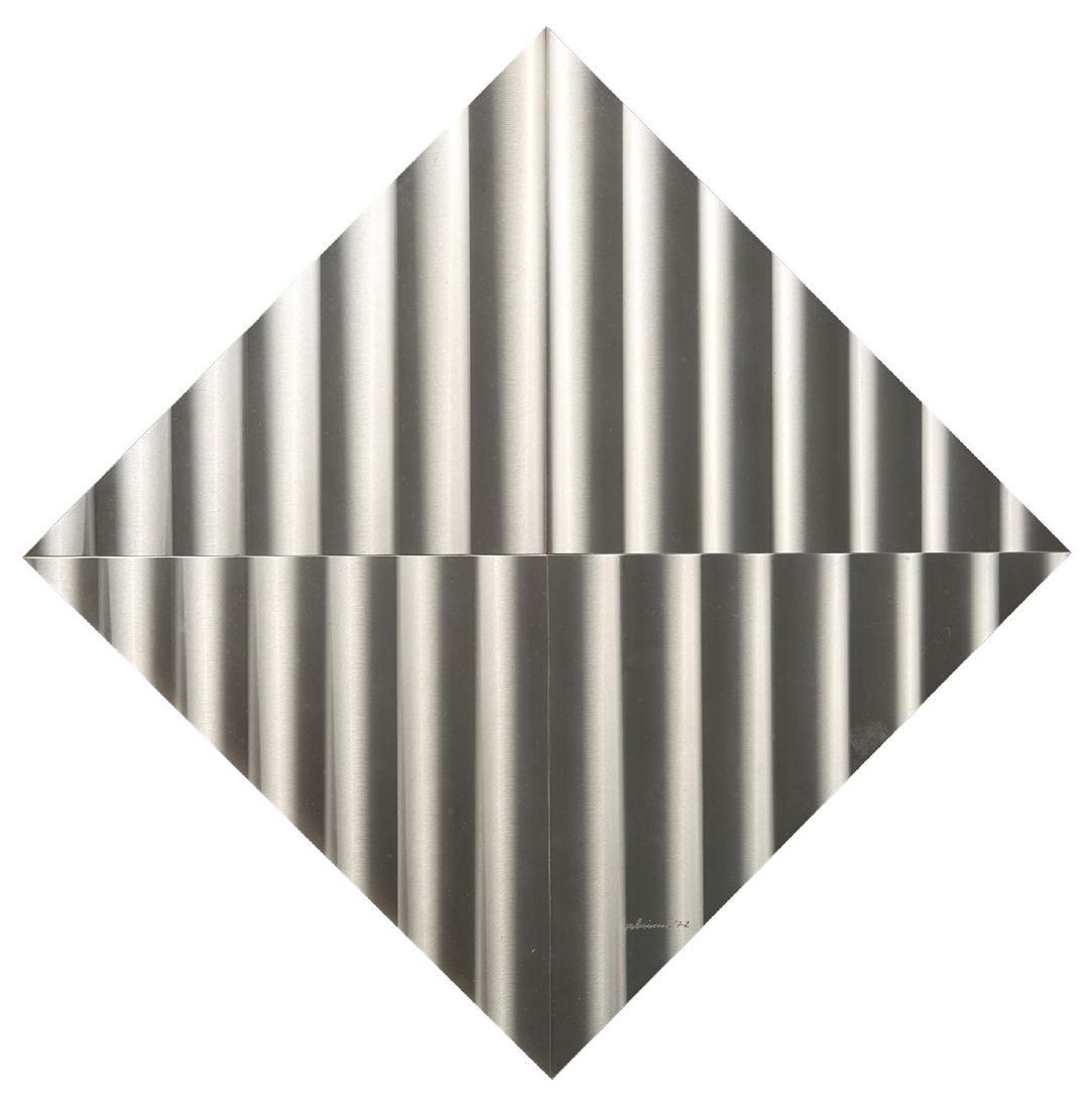 Alviani Getulio - Superficie a testura vibratile (1971): alluminio cm 38x38 Signed and dated on the front: Alviani '72 Signed, titled and dated on the reverse:Â Getulio Alviani, superficie a testura vibratile ... 1971 PROVENANCEMilan, private collection.T