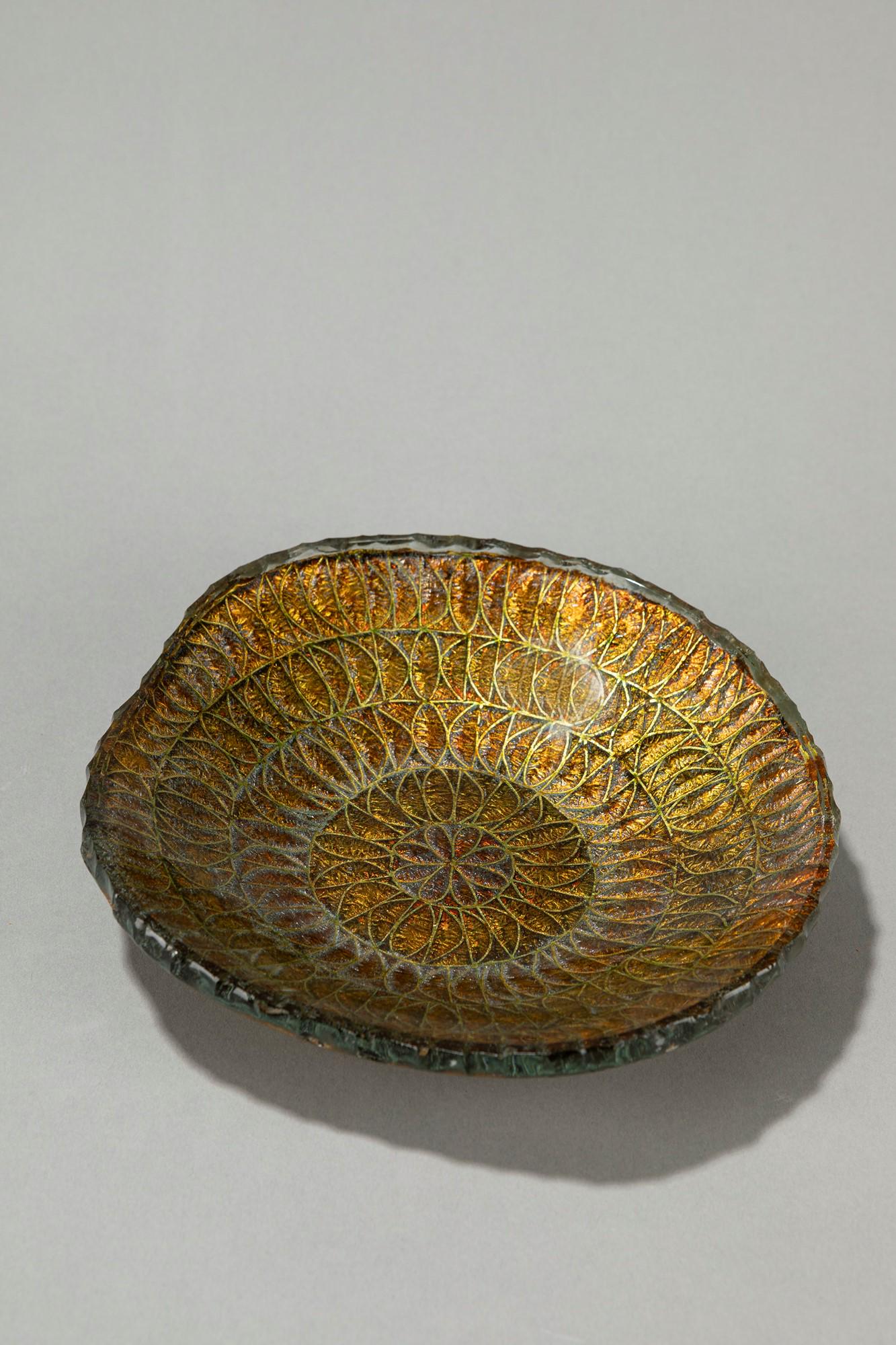 Erwin Walter Burger (attr.) - Centerpiece: Centerpiece, 1950 ca. h 5 x 25 cm decorated glass.Atelier Burger Manufacture