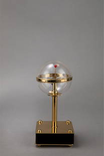 Pascal Morabito & L’Epee - Table clock: Table clock, 1984 H 16,5 cm x7,5 x 7,5 from serie “Les Scientifiques”, golden metal and plexiglass.French Manufacture